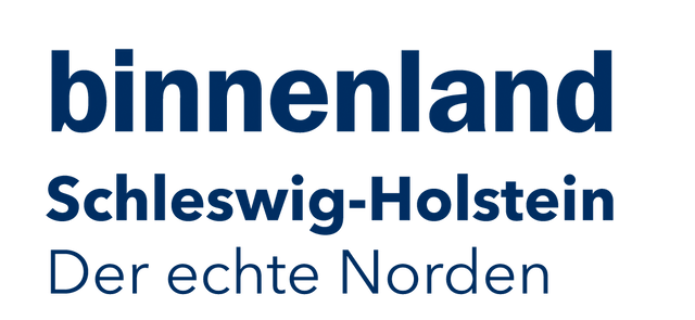 Logo mit dem Text „binnenland Schleswig-Holstein“ und dem Slogan „Der echte Norden“ in dunkelblauer Schrift auf weißem Hintergrund.